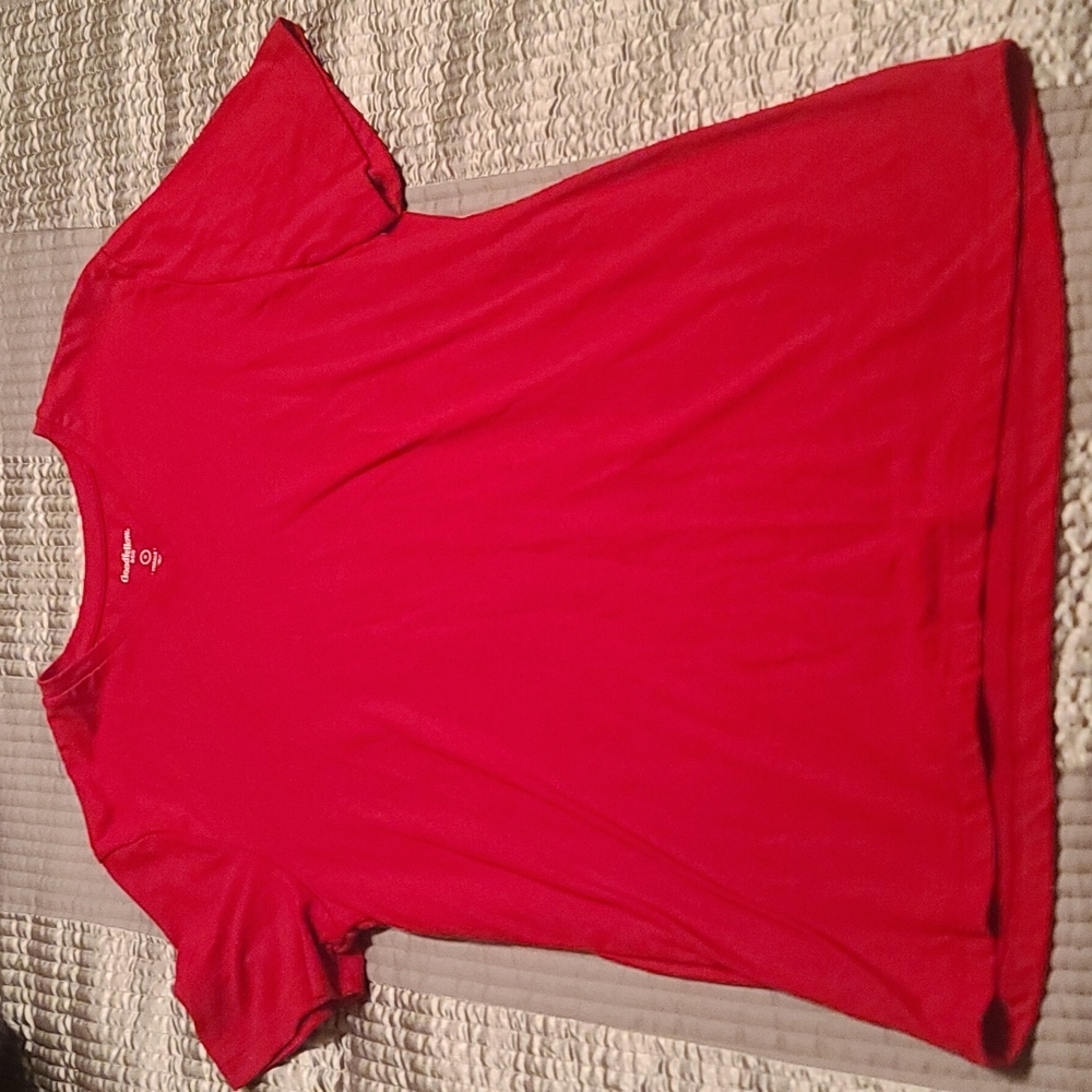 Red V-neck tee